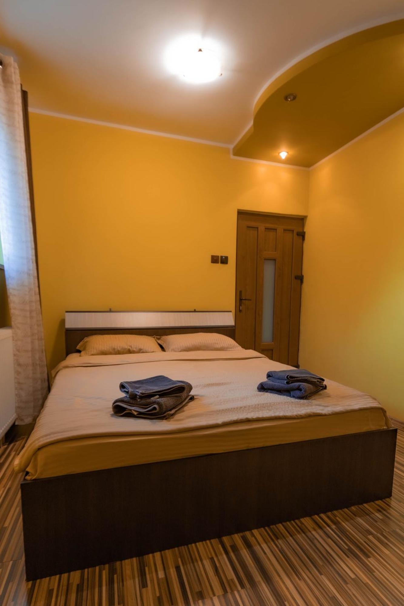 Vila Mario Galaţi Buitenkant foto